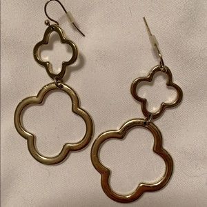 Jewelry - Gold dangle earrings Jewelry - Gold dangle earrings